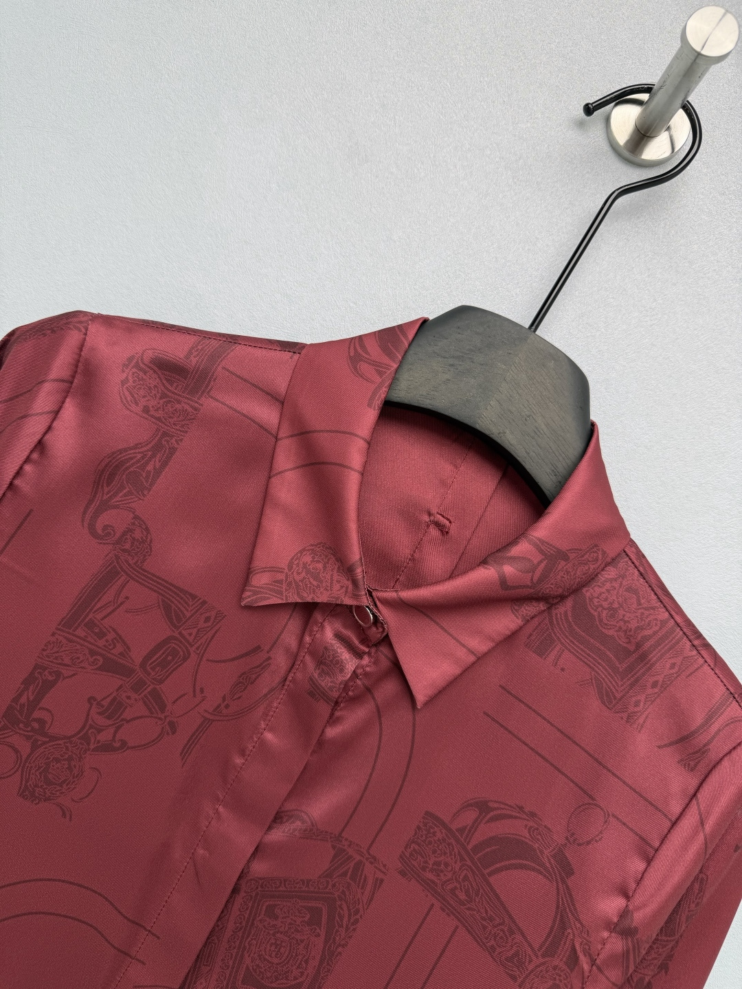 [TOP] HERMES Shirt - Red - 711 Luxury