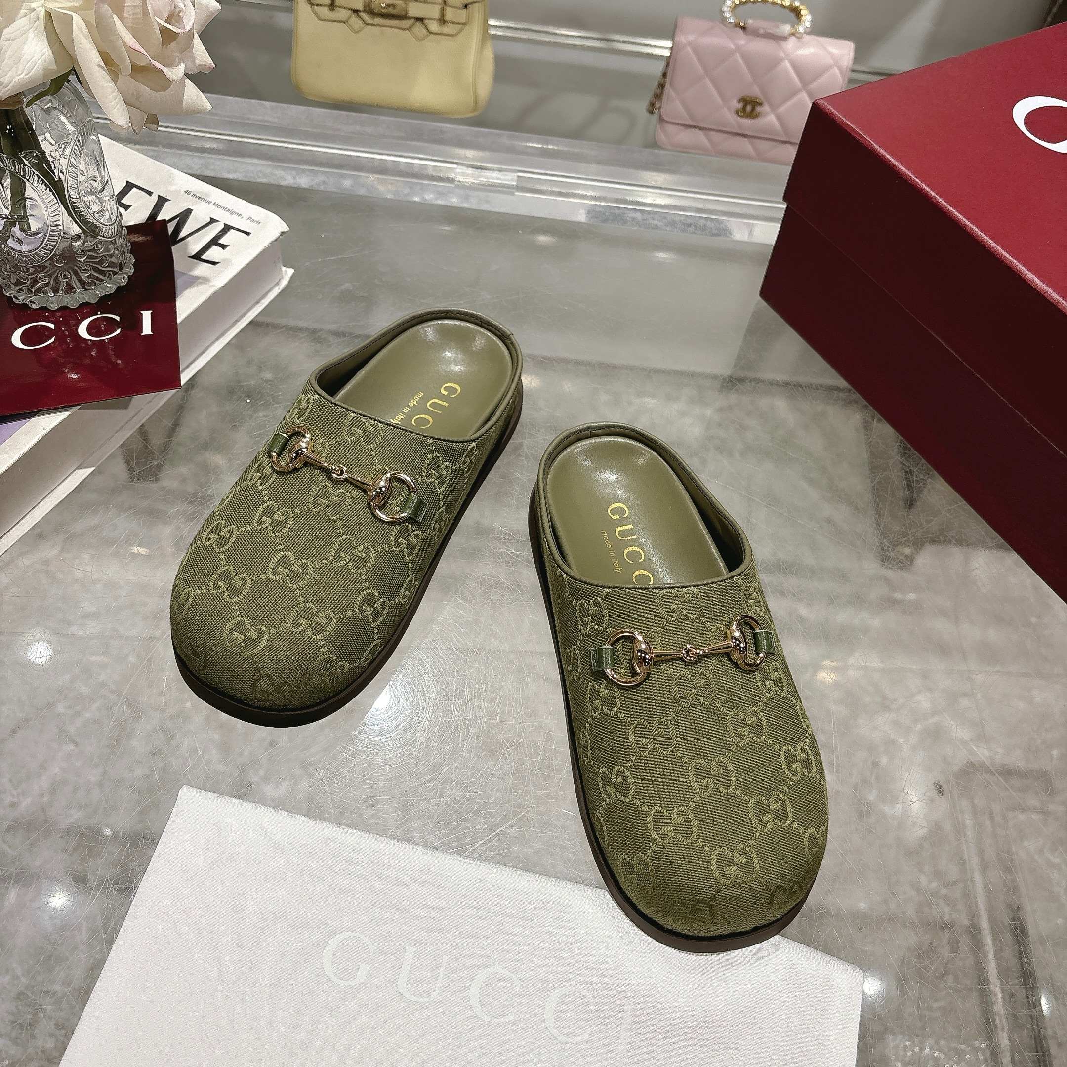 [TOP] GUCCI Slippers - Green - 711 Luxury