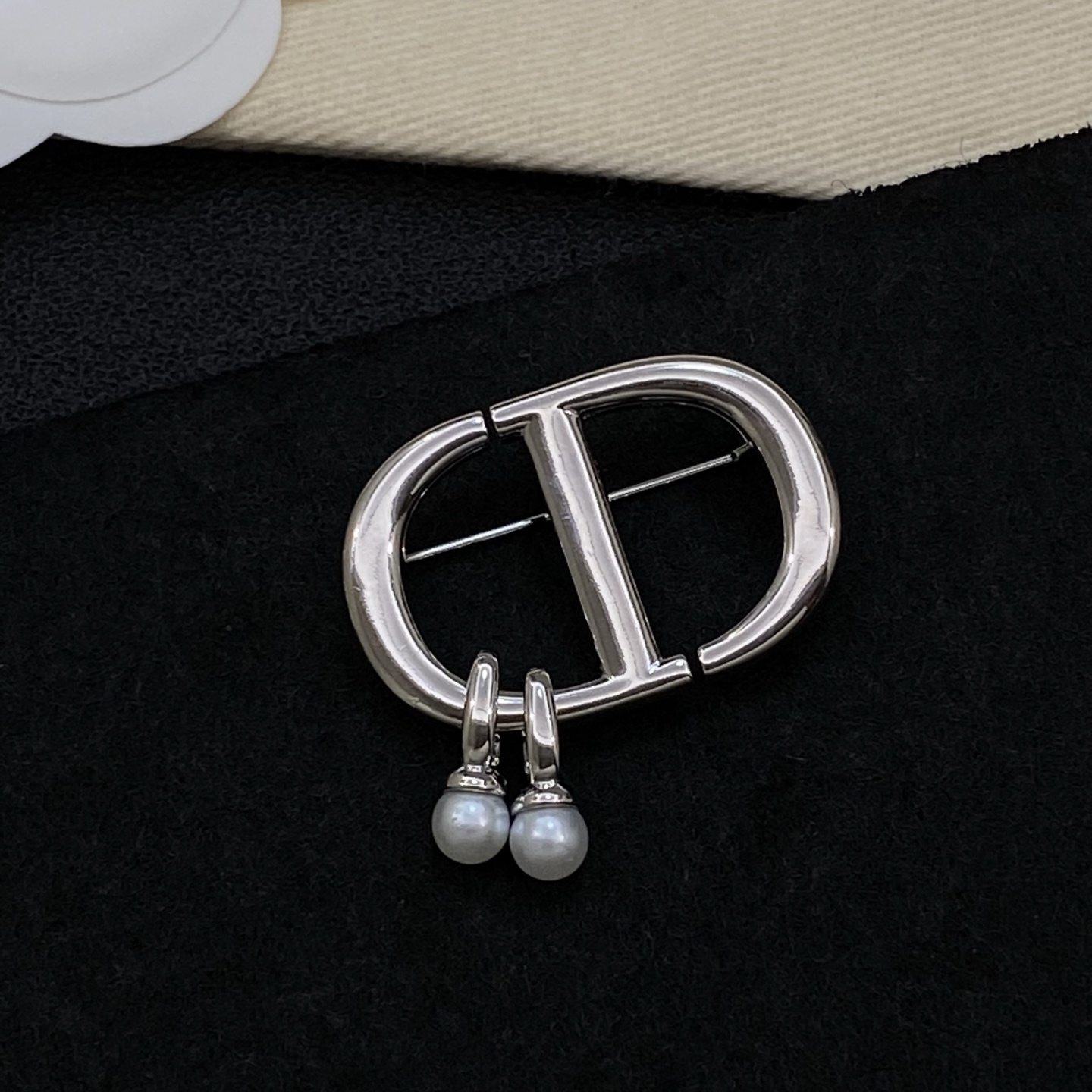 [TOP] Christian Dior Brooch - 2 Color - 711 Luxury