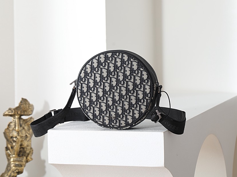 [TOP] Christian Dior Men's Bag 20x20x7.5cm - Black - 711 Luxury