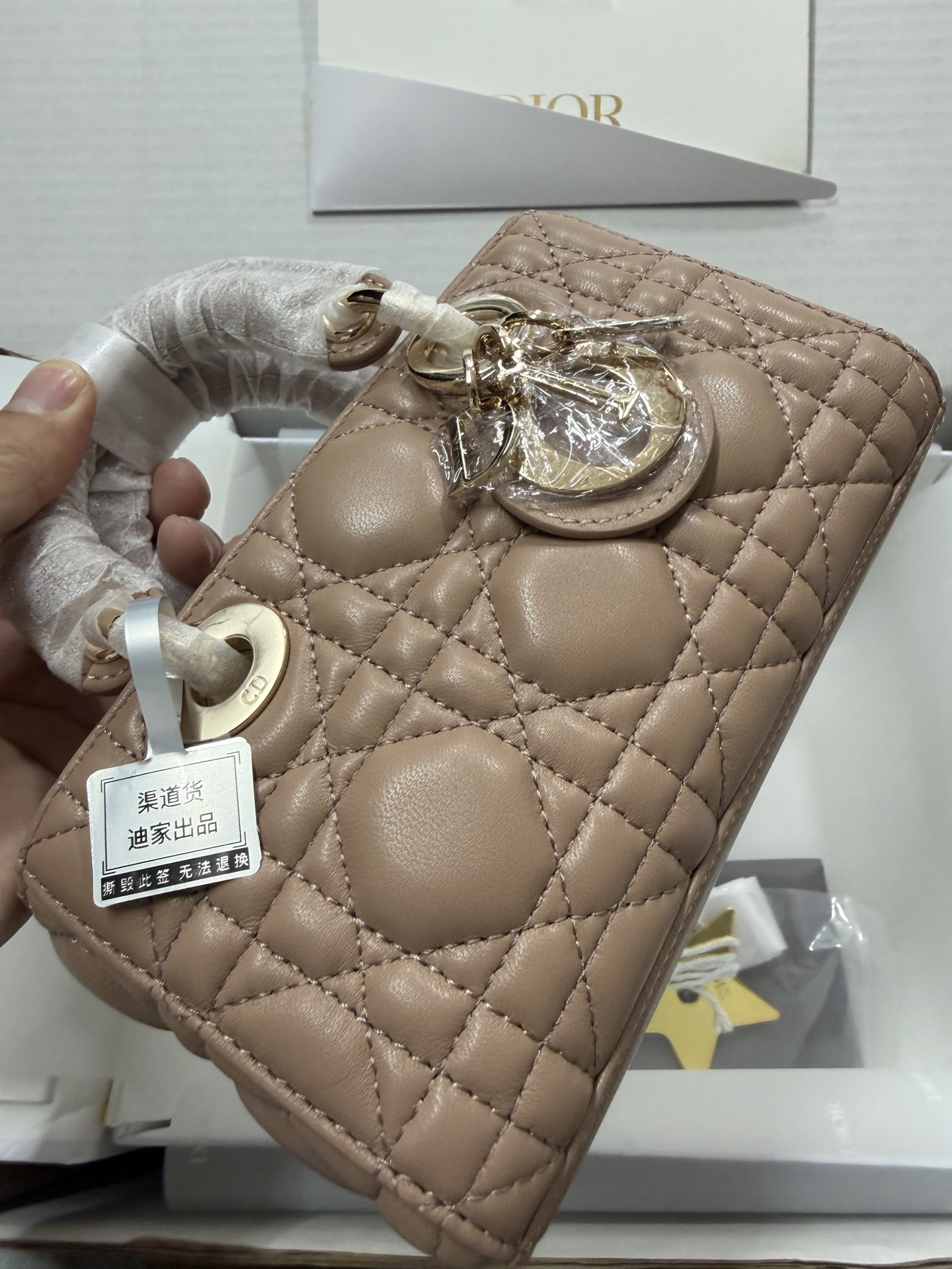 [TOP] Christian Dior Lady D-Joy Bag Lambskin 16x9x5cm - Apricot - 711 Luxury