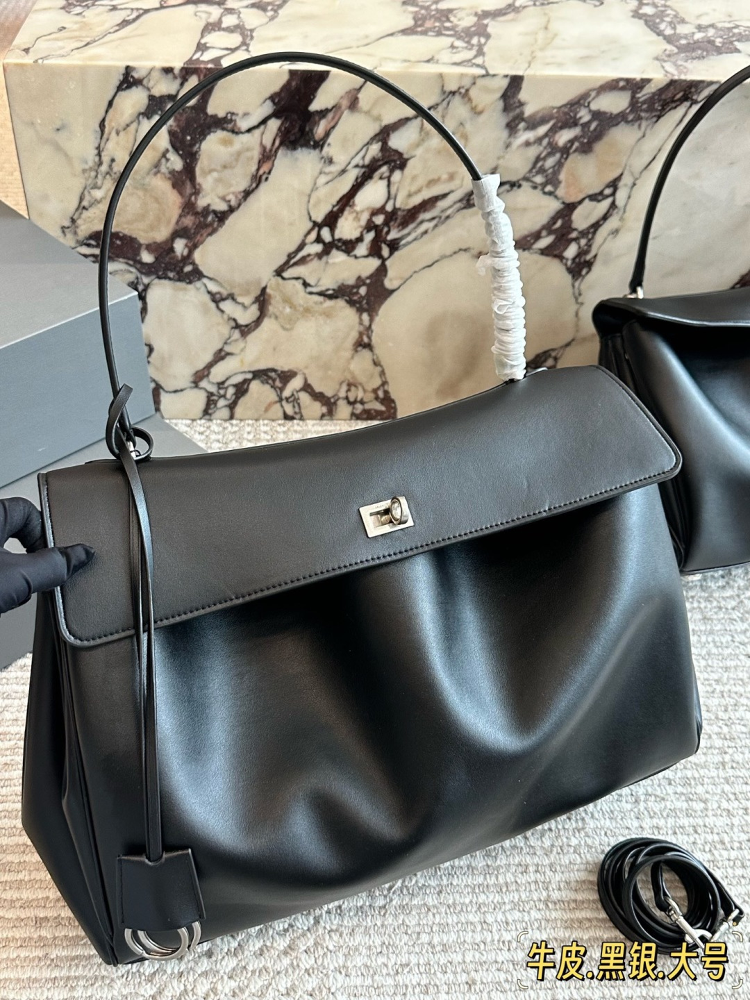 Balenciaga RODEO Large Bag in Black Cowhide with Detachable Strap (Replica)