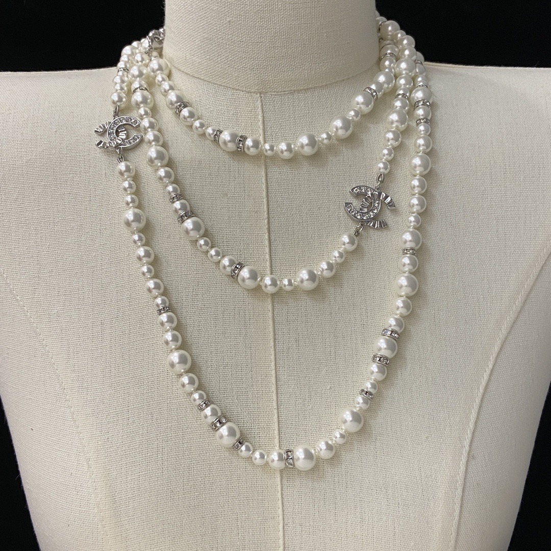 [TOP] CHANEL Sweater Necklace - Silver - 711 Luxury