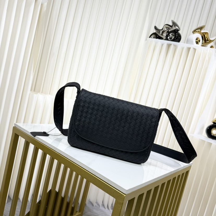 [TOP] Bottega Veneta BV Men's Bag 26x18.5x5cm - Black - 711 Luxury