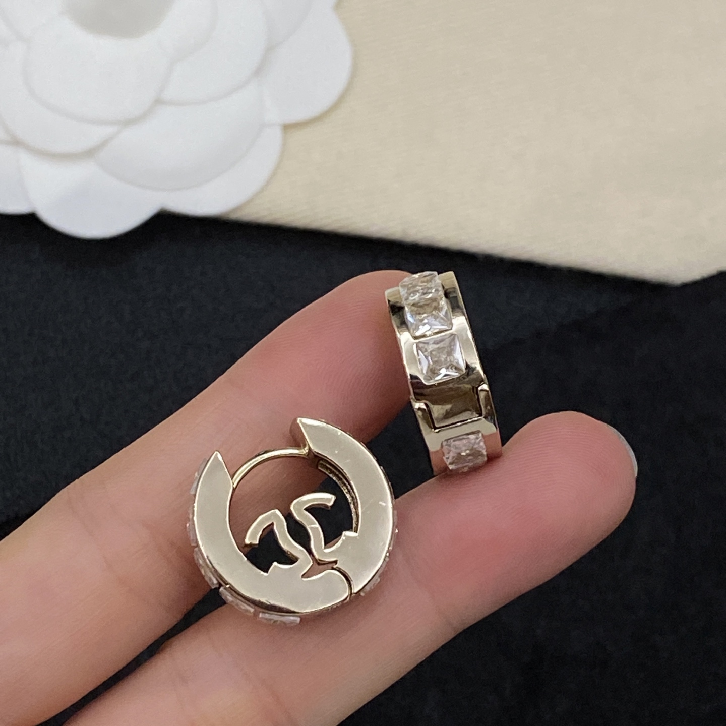 [TOP] CHANEL Earrings - 2 Colors - 711 Luxury