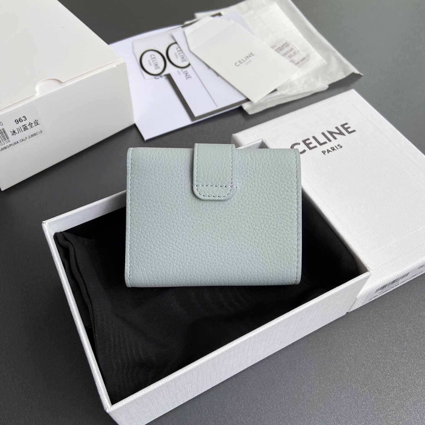 [TOP] CELINE VICTOIRE Calfskin Wallet 10.5-8-2cm - Blue - 711 Luxury