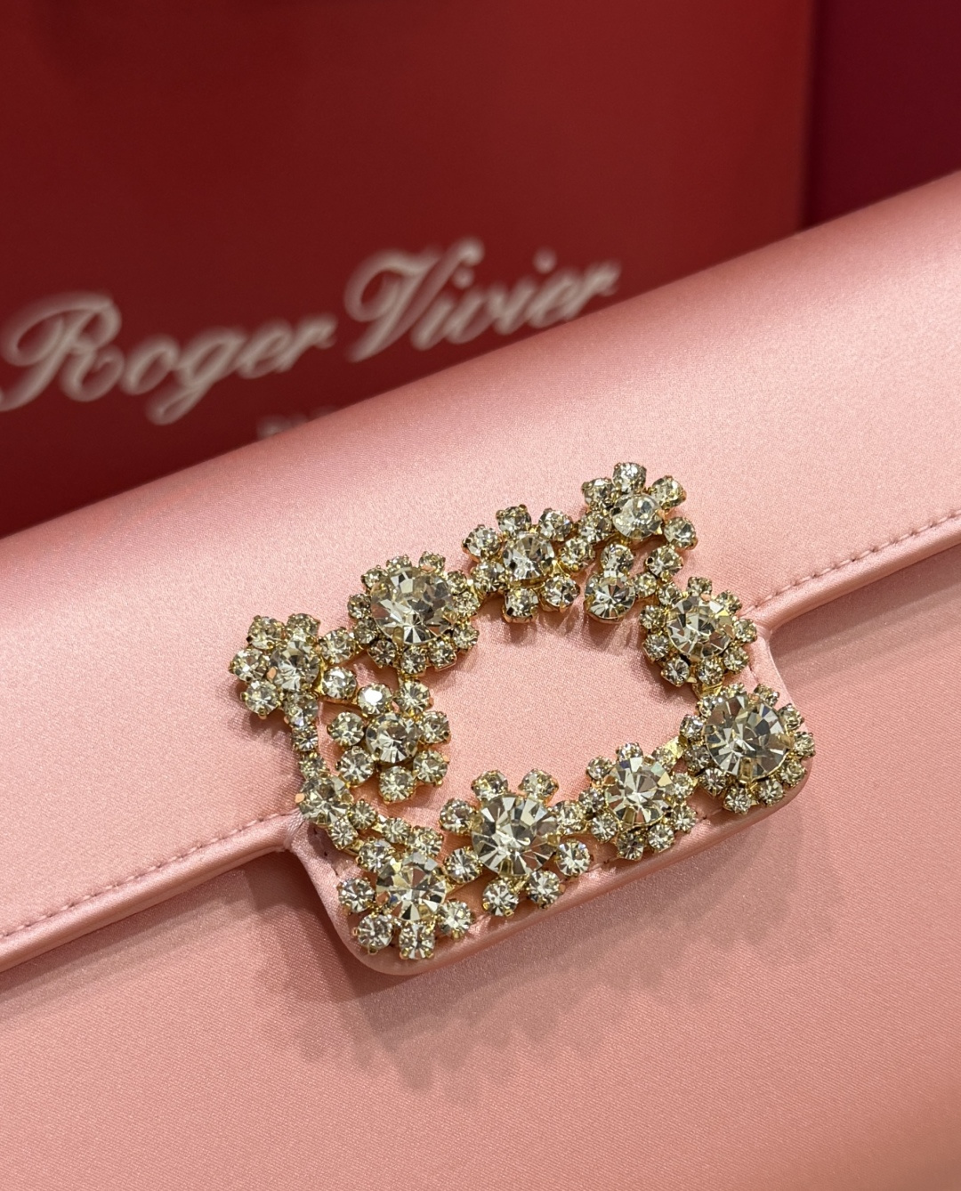 [TOP] ROGER VIVIER Diamond Bag 24-13-3 CM - Pink - 711 Luxury