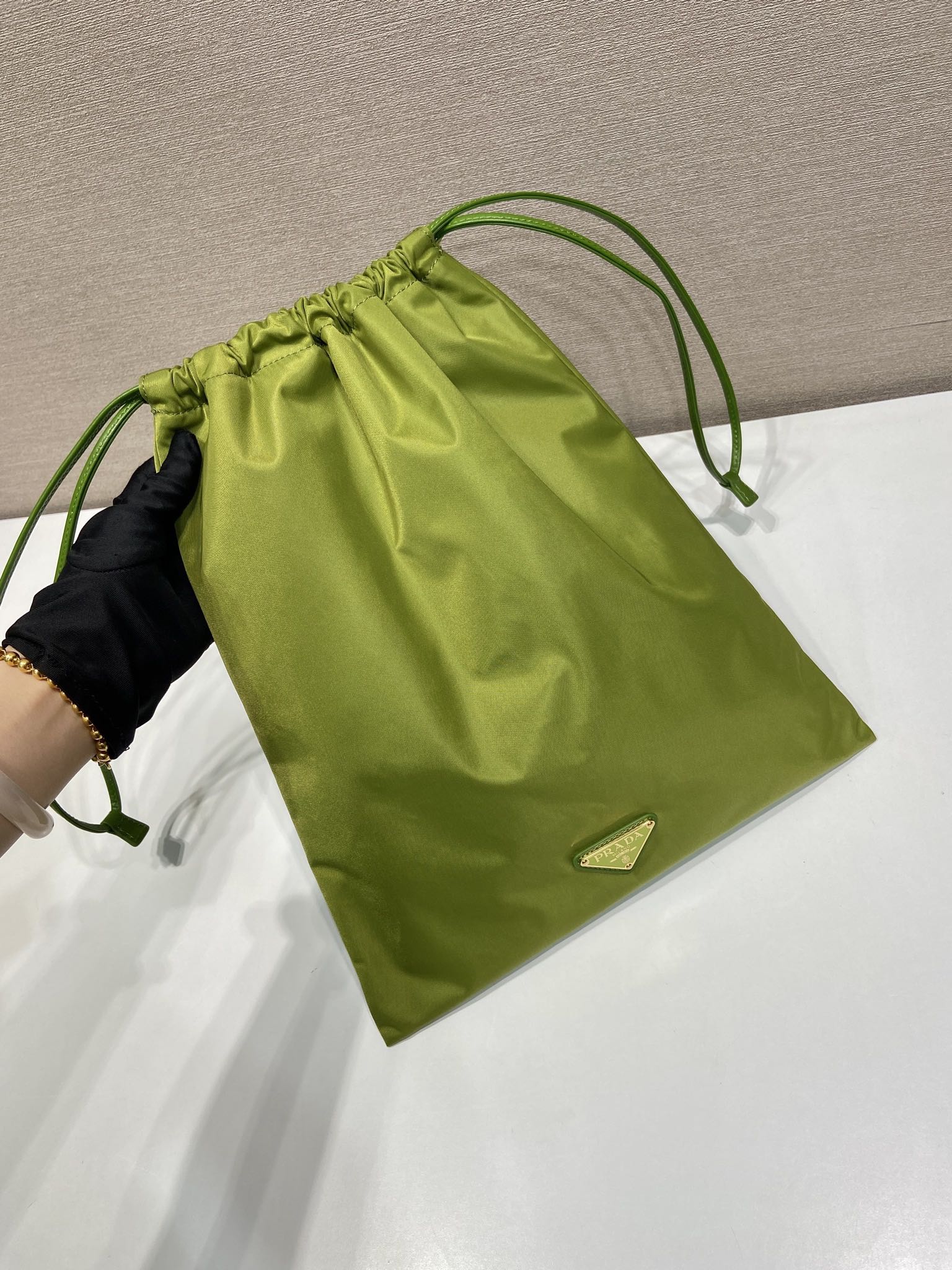 [TOP] PRADA Re-Nylon Pull-string Bag 35cm x 29cm -  Green - 711 Luxury