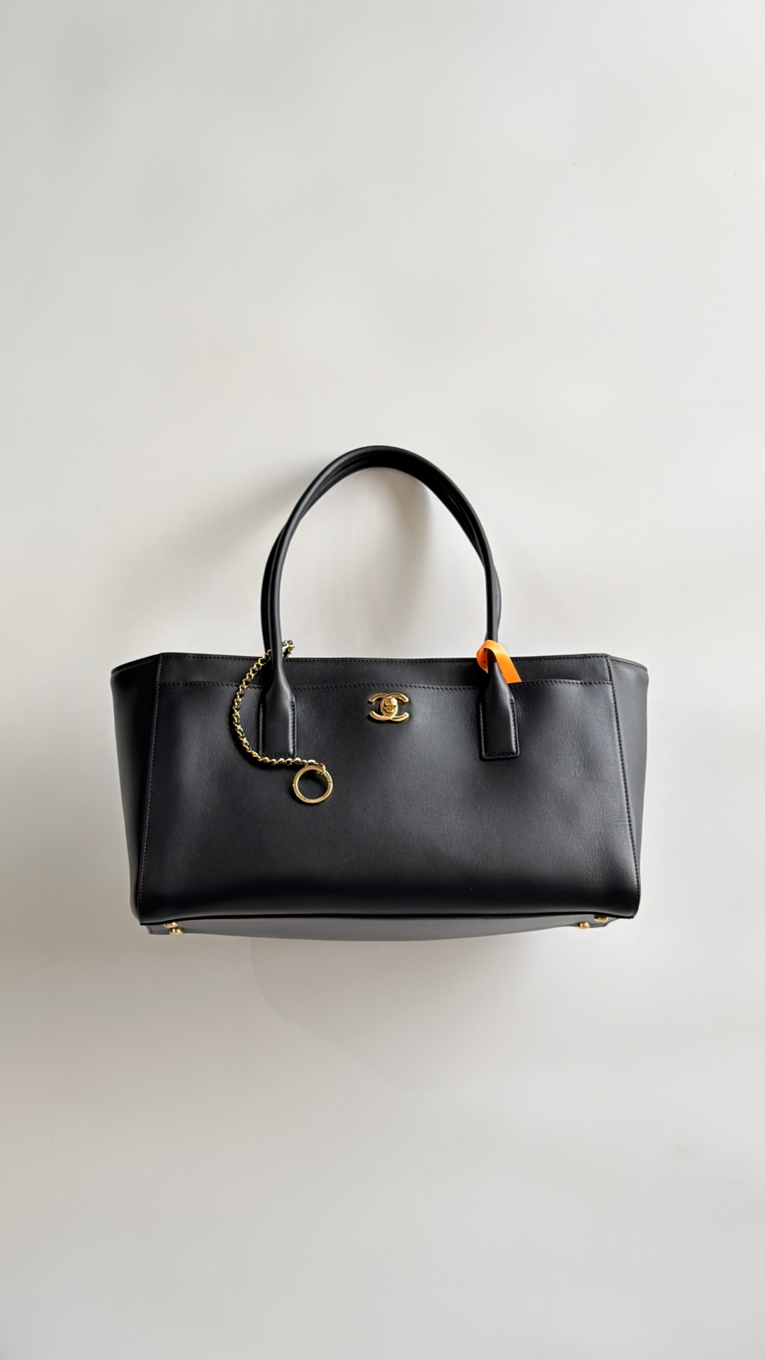 Chanel Bag Chanel Cerf tote Bag View 2 | Nigo Office