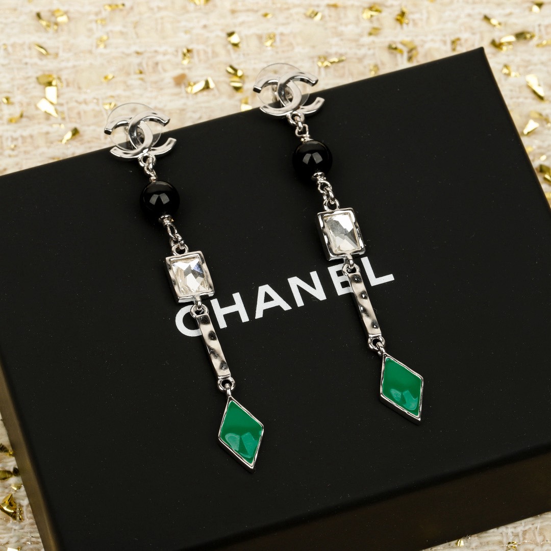 [TOP] CHANEL Earrings - Silver