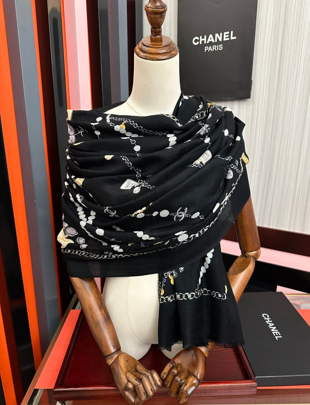[TOP] CHANEL Cashmere Scarf 100x200cm - Black - 711 Luxury