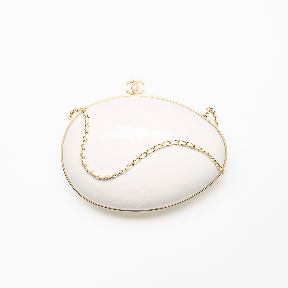 CHANEL Small Egg Minaudiere Resin Gold-tone Metal Pearly White #386034
