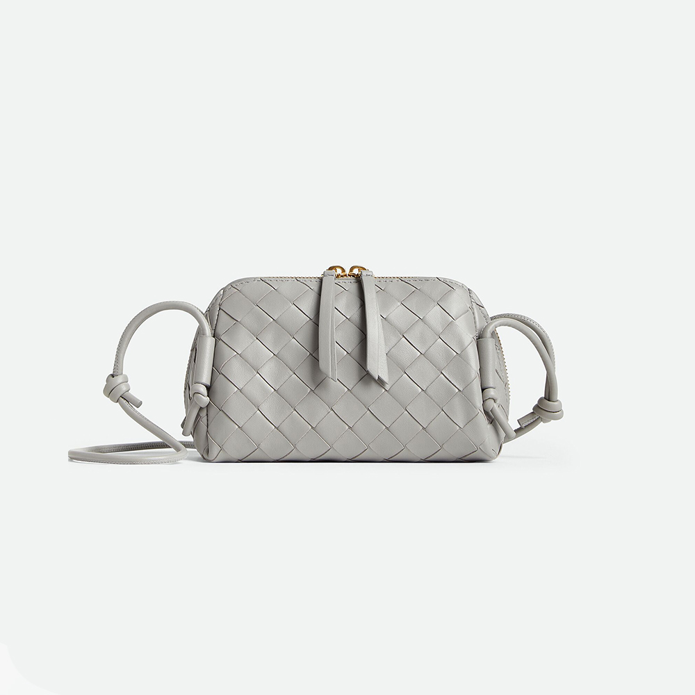 Bottega Veneta Women's Concert Intrecciato Weave Adjustable Tubular Shoulder Strap Sliding Knotted Sheepskin Clutch #332754