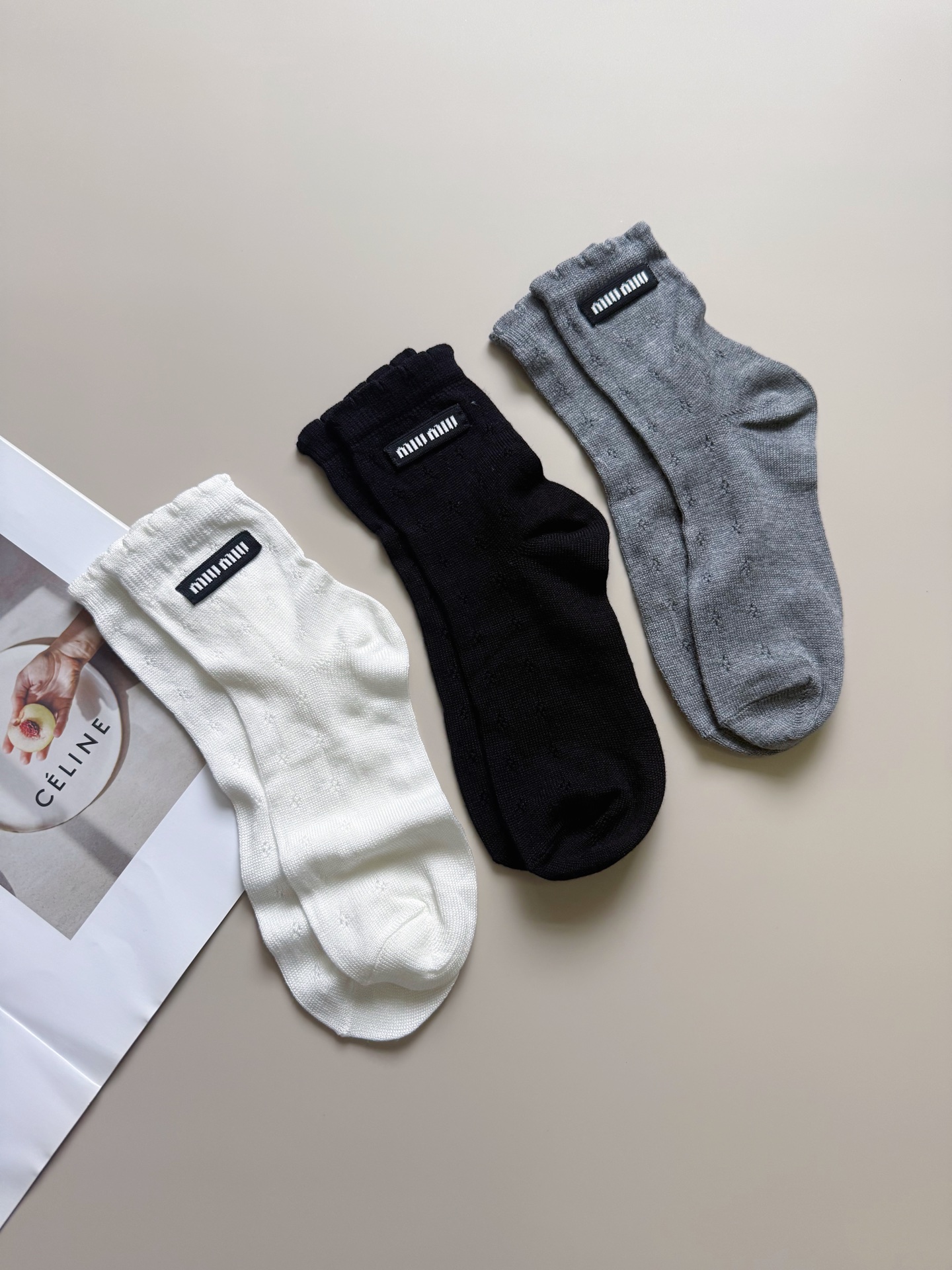 Designer Accessory Miumiu Knitted Hollow Socks #385717 View 2 | Nigo Office