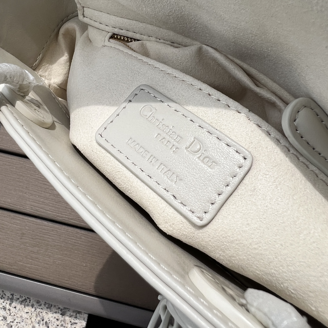 [TOP] Christian Dior Lady Dior Bag 20x17x8cm - White