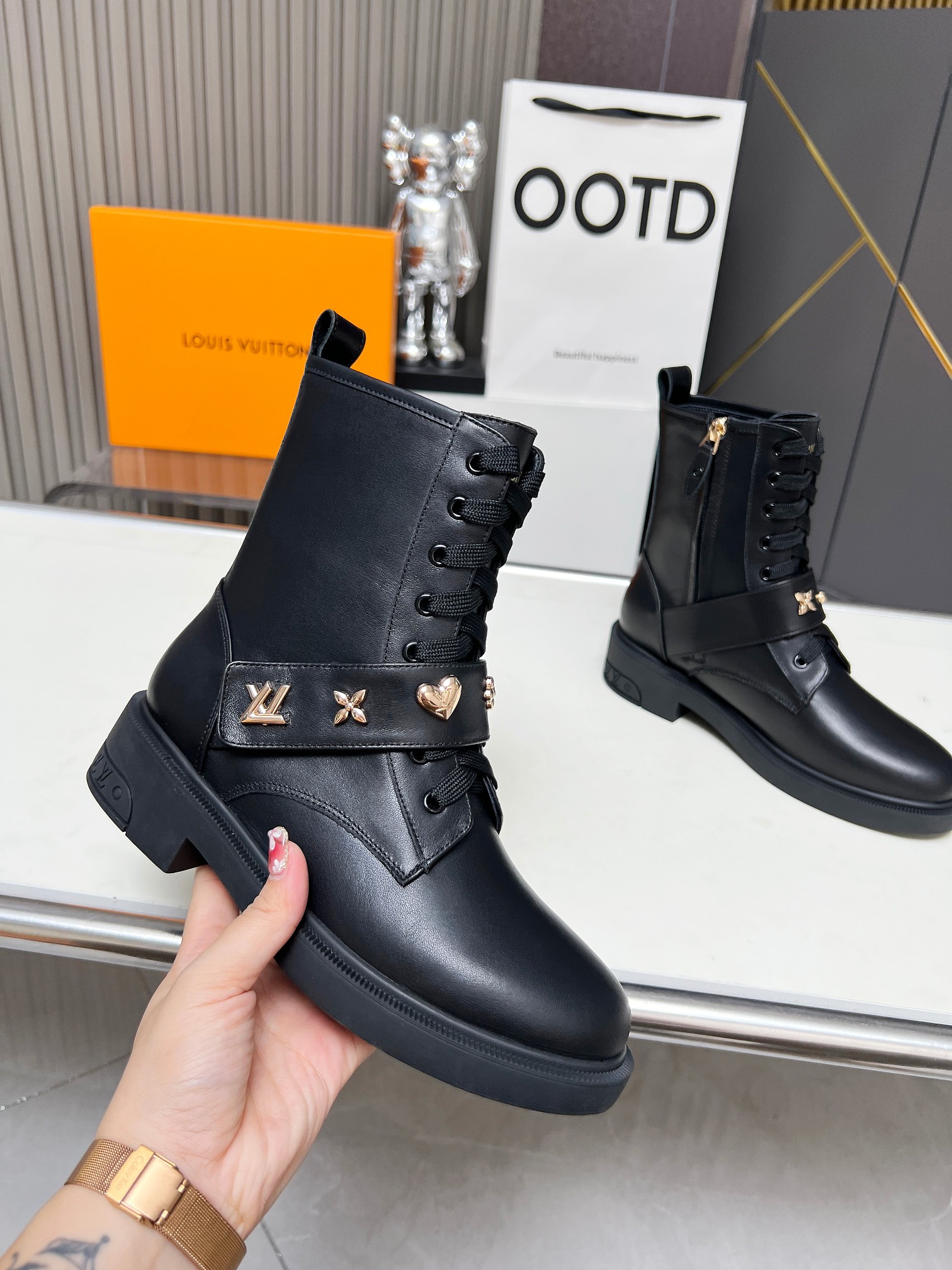 [TOP] Louis Vuitton LV Boots - Black - 711 Luxury