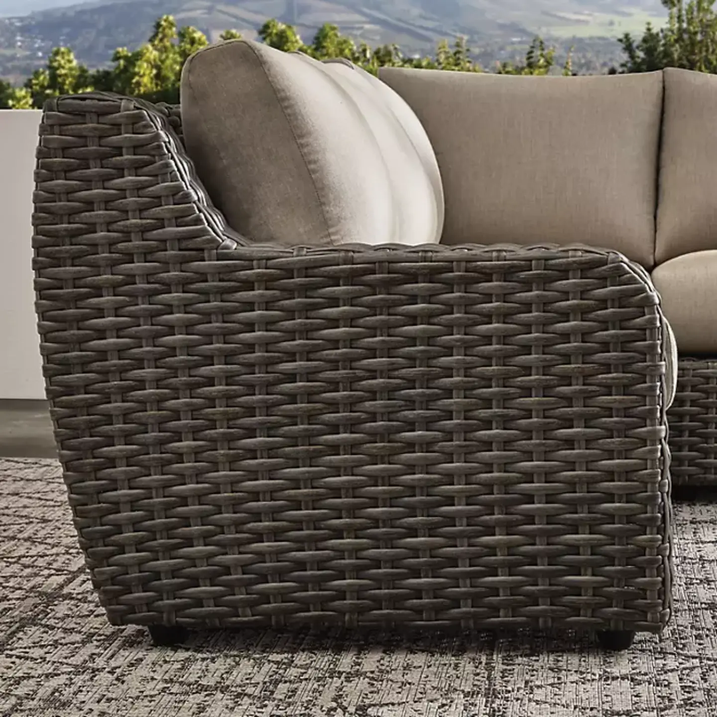 Athena 7-Piece Sectional with Firepit