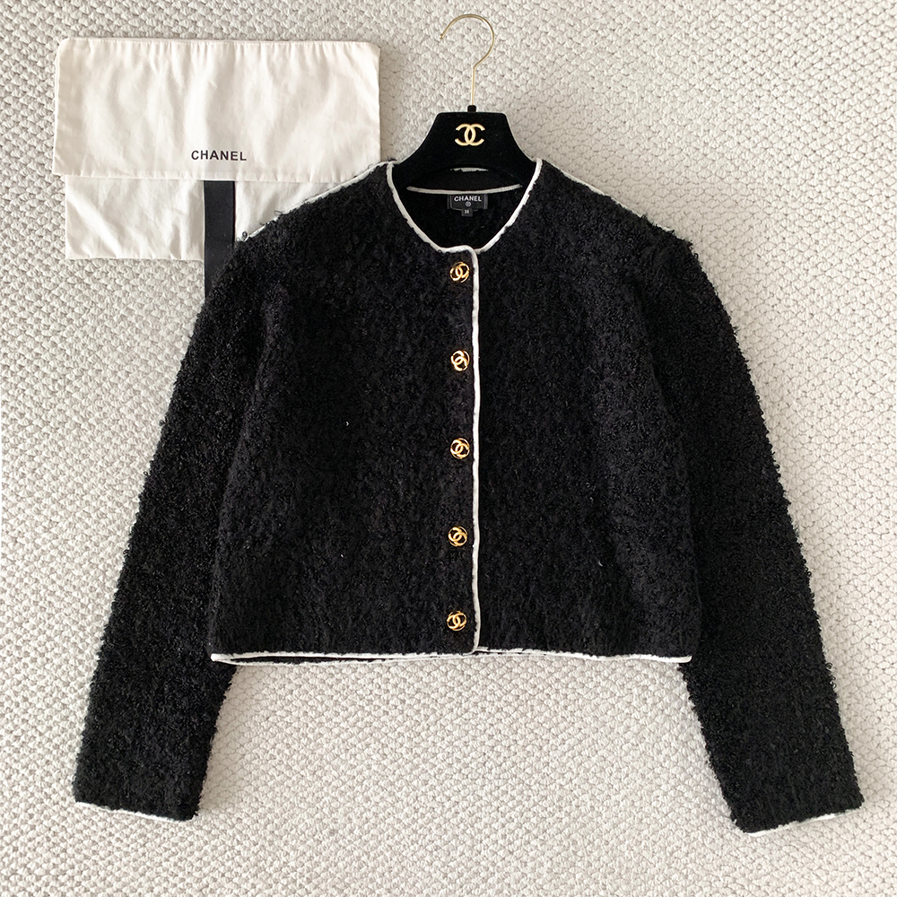 Chanel Black Knitted Tweed Short Jacket #382965