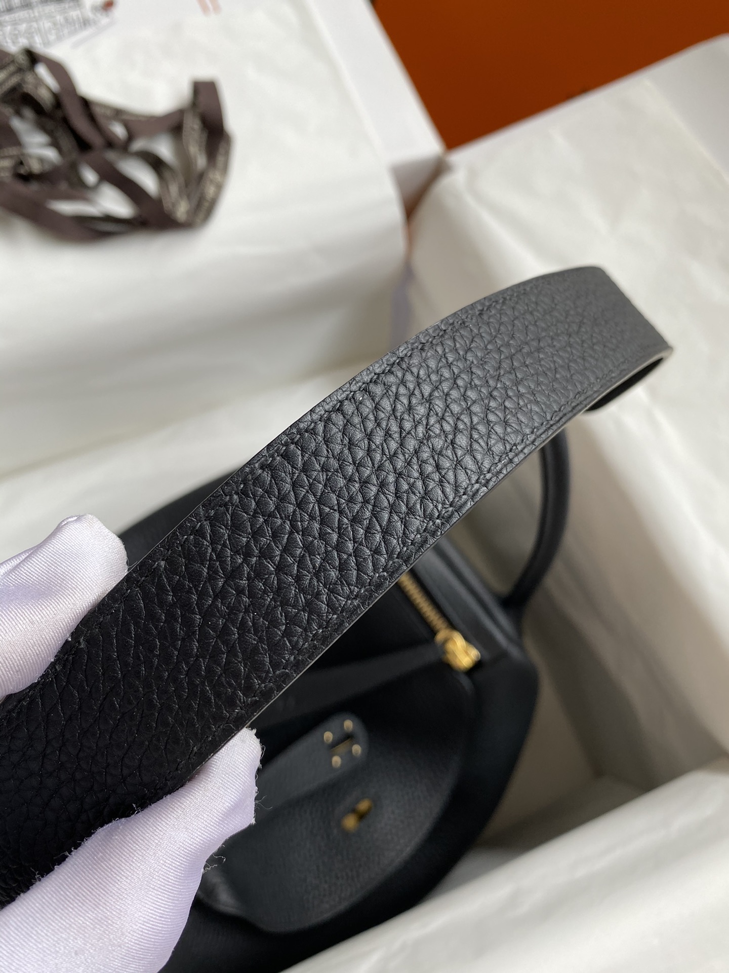 [TOP] HERMES Lindy Taurillon Clemence Leather 30 CM - Black - SHW/GHW - 711 Luxury