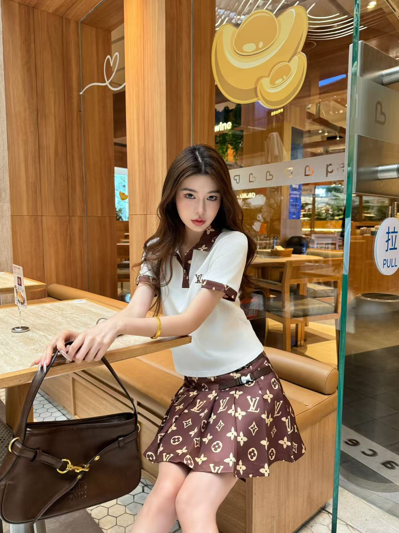 [TOP] Louis Vuitton LV Polo T-shirt + Skirt Set - White/Brown