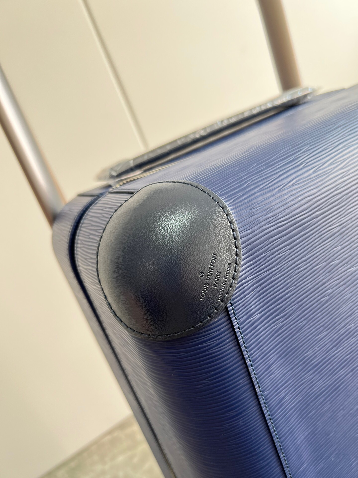 [TOP] Louis Vuitton LV Rolling Luggage Horizon 38.0 x 55.0 x 21.0 cm - Blue - 711 Luxury