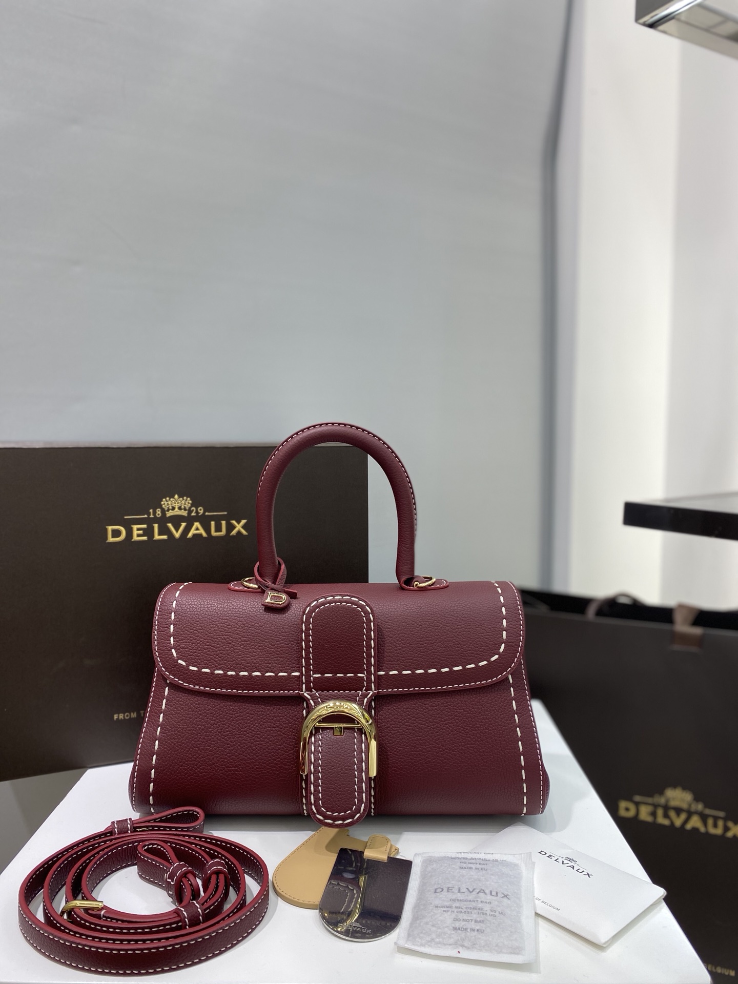 [TOP] Delvaux Brillant Bag 28x12x15.5cm - Red - 711 Luxury
