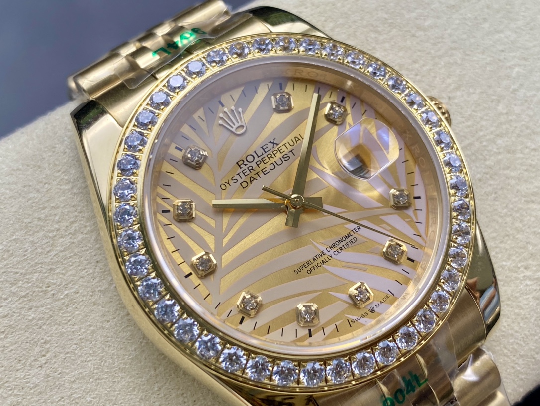 [TOP] ROLEX Men's Watch 41 mm - Gold