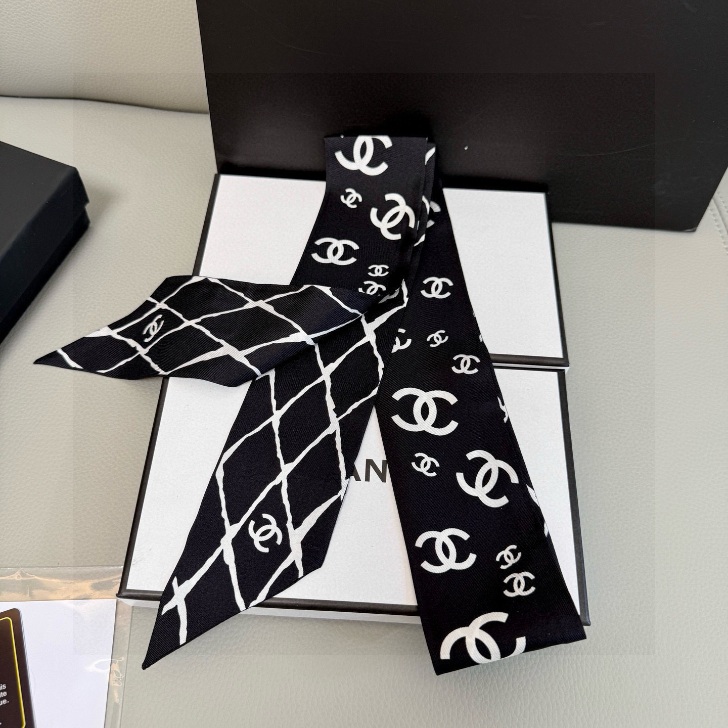 [TOP] CHANEL Twilly Scarf - Black - 711 Luxury