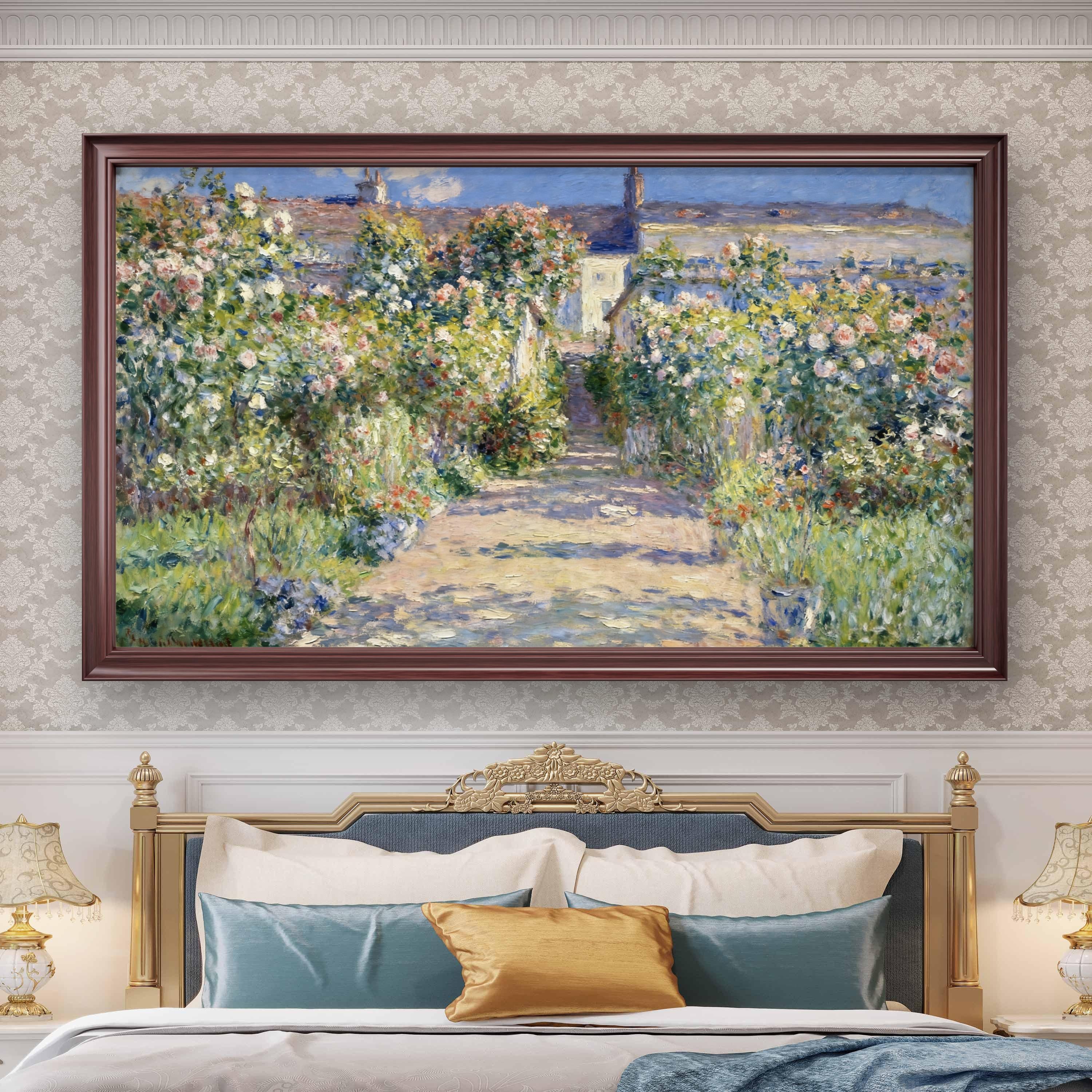 Natural Flowers and Grass