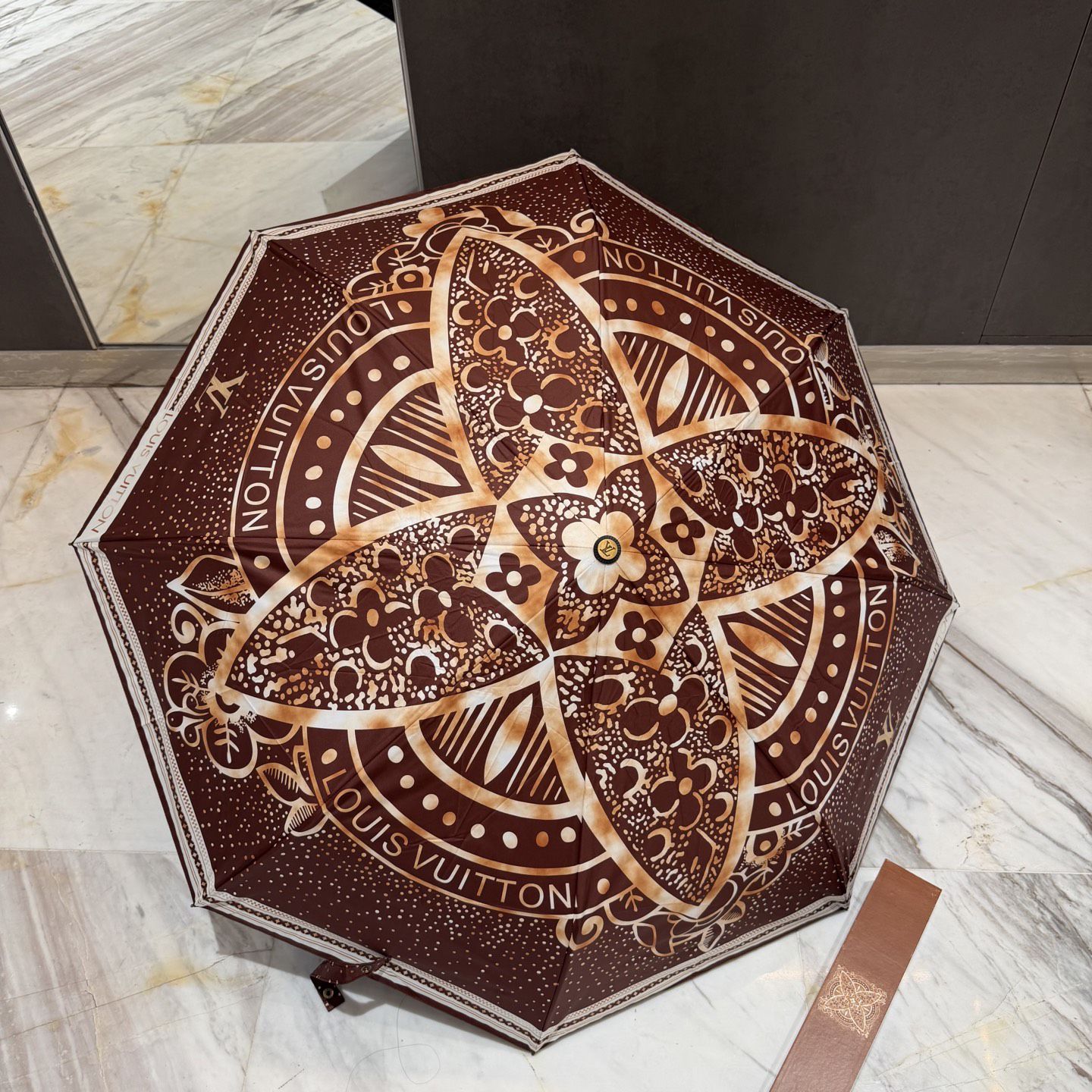 [TOP] Louis Vuitton LV Umbrella - Brown - 711 Luxury