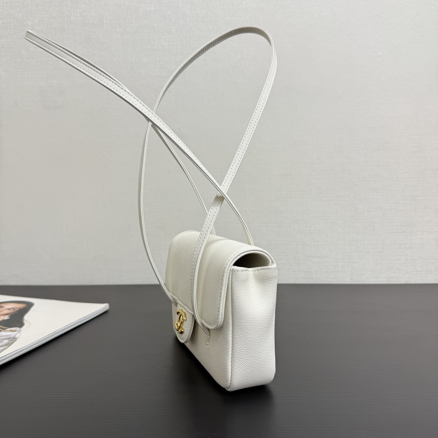 [TOP] CHANEL Preppy Coco Shoulder Bag 17x12x4cm - White & GHW