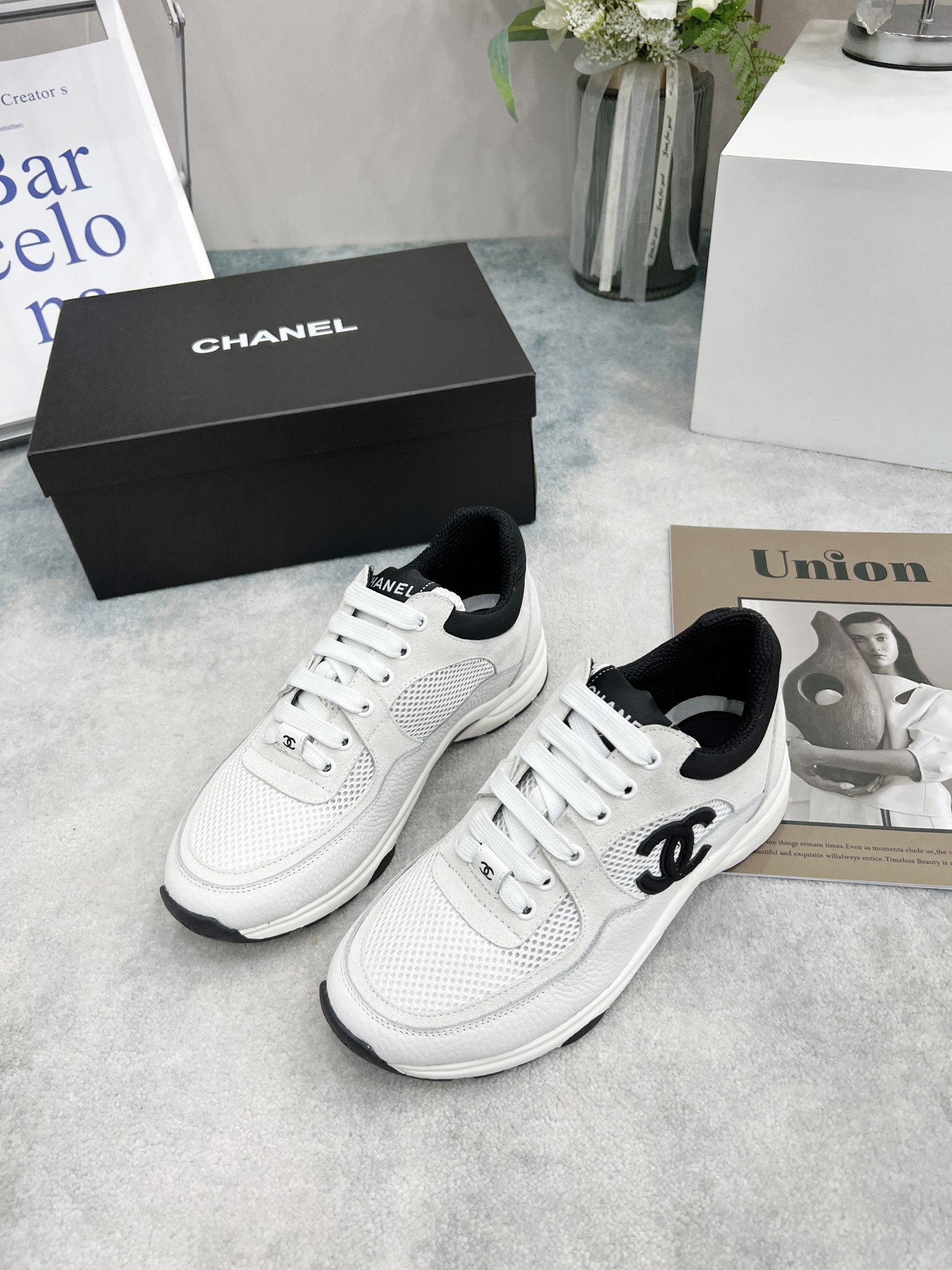 [TOP] CHANEL Casual Shoes - White - 711 Luxury