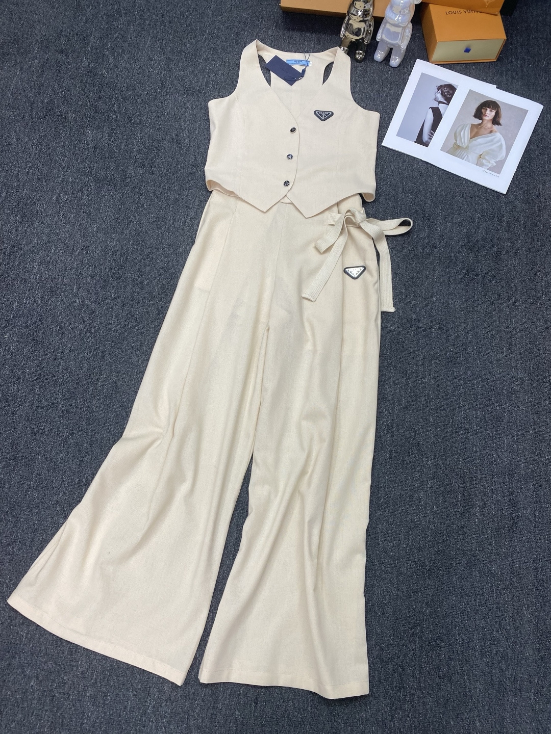 [TOP] PRADA Suit - Apricot