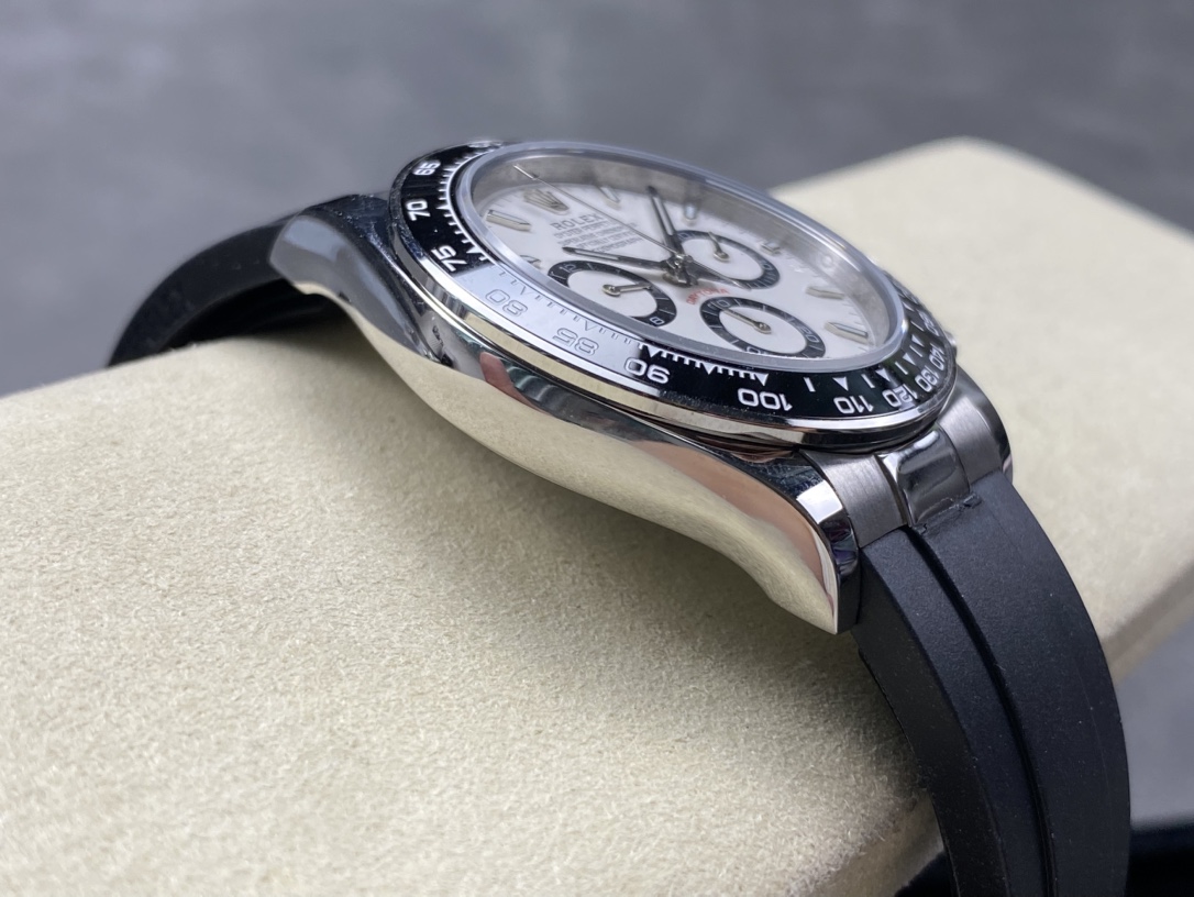 [TOP] ROLEX Men's Watch 40 mm - White