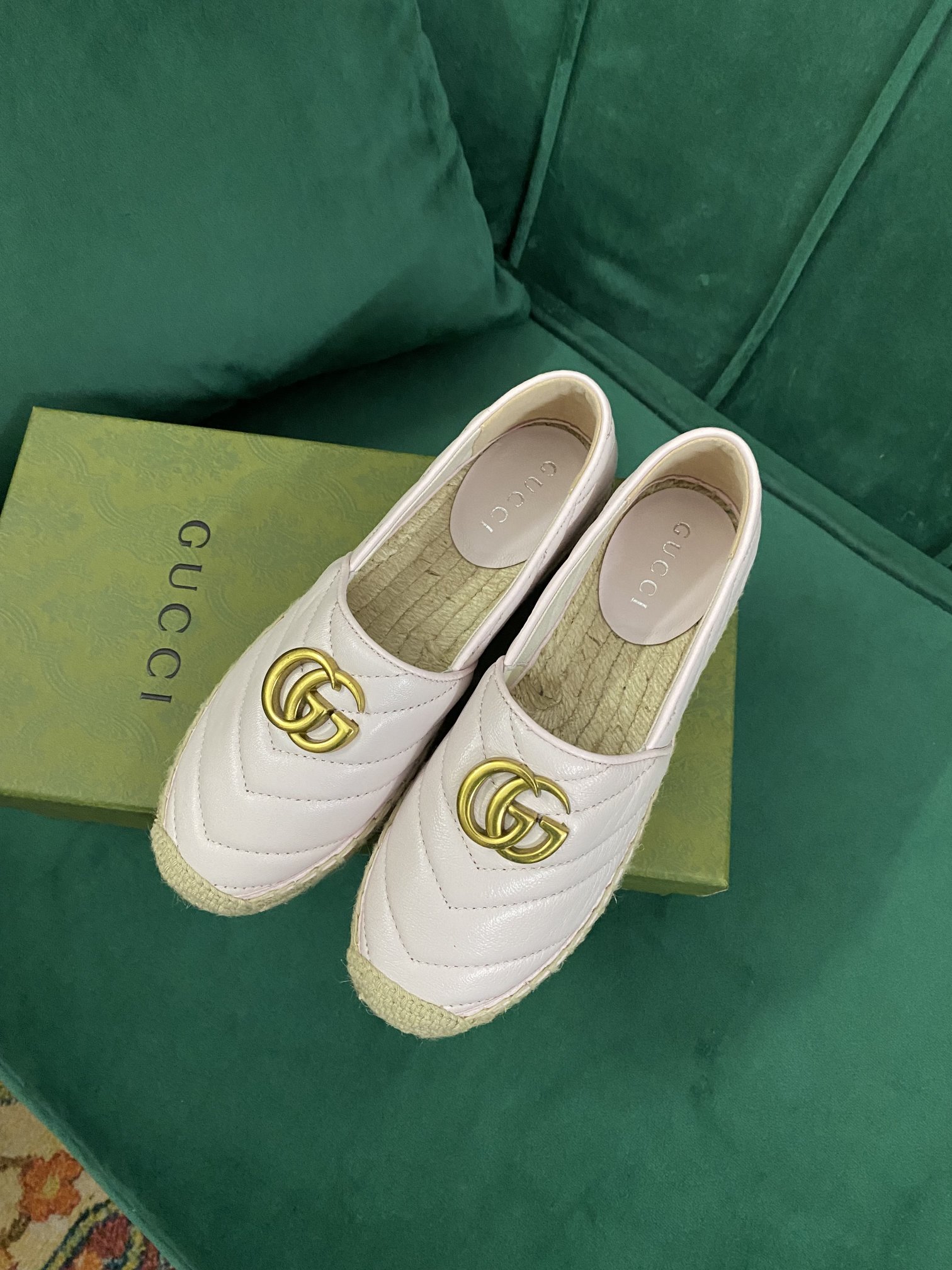 [TOP] GUCCI  Fisherman's Shoes - Light Pink - 711 Luxury