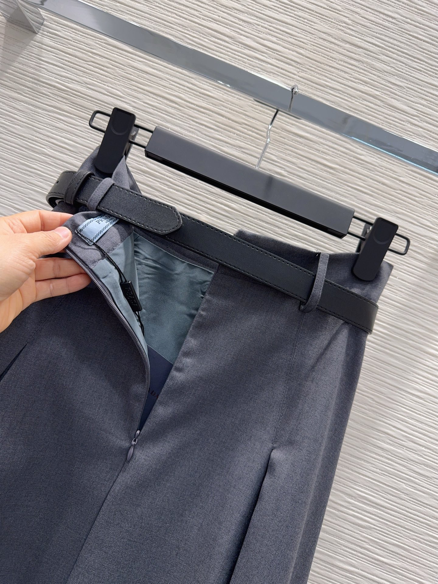 [TOP] PRADA Skirt - Gray