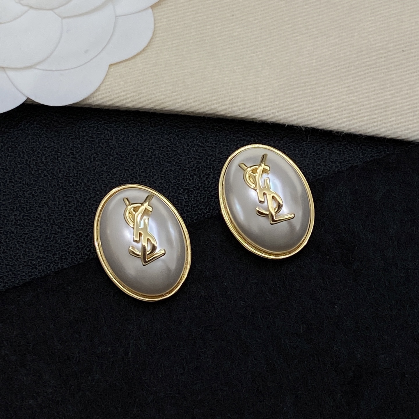 [TOP] Yves Saint Laurent YSL Earrings - 2 Colors - 711 Luxury