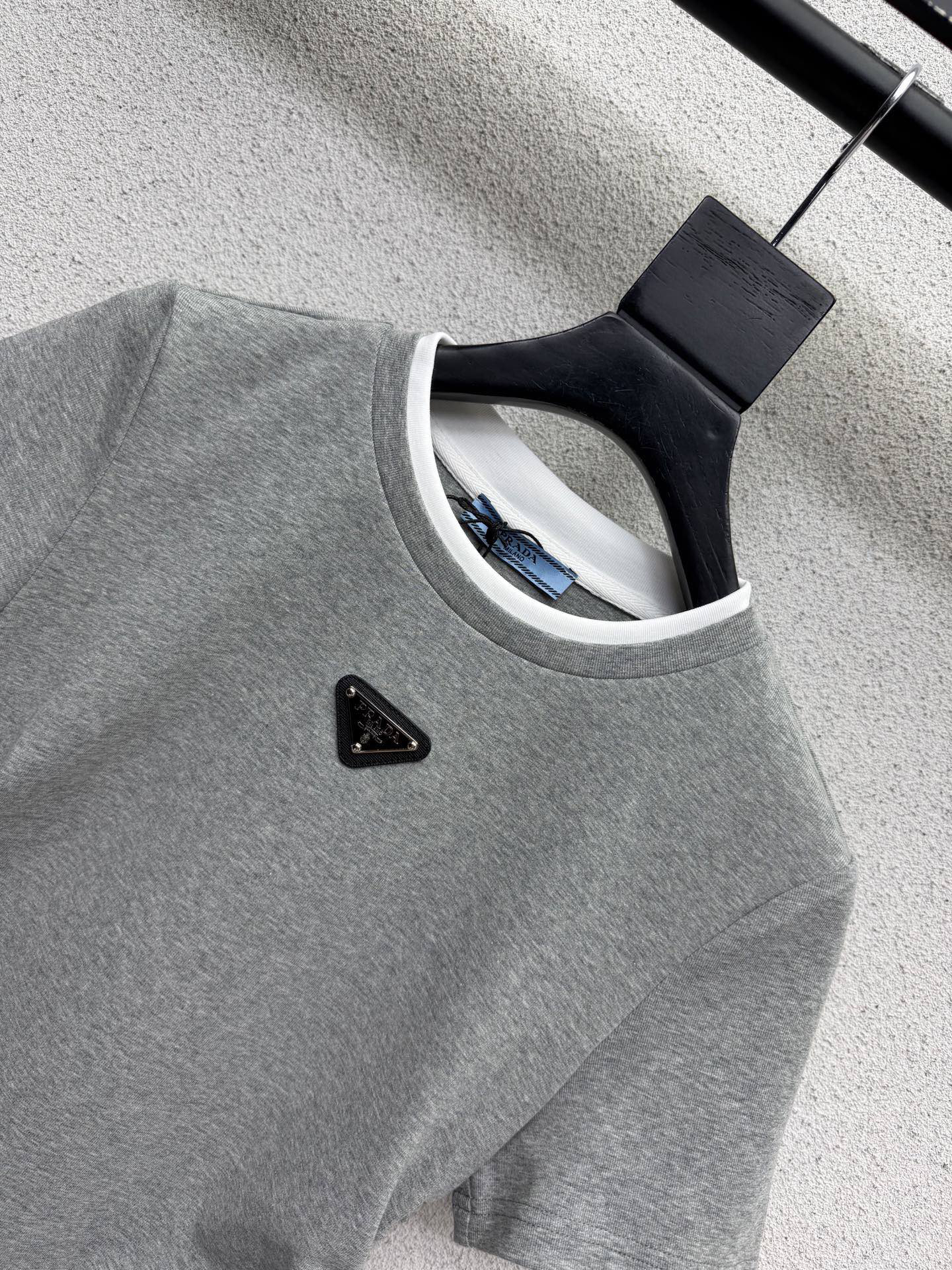 [TOP] PRADA  T-shirt + Pants Suit - 3 Colors