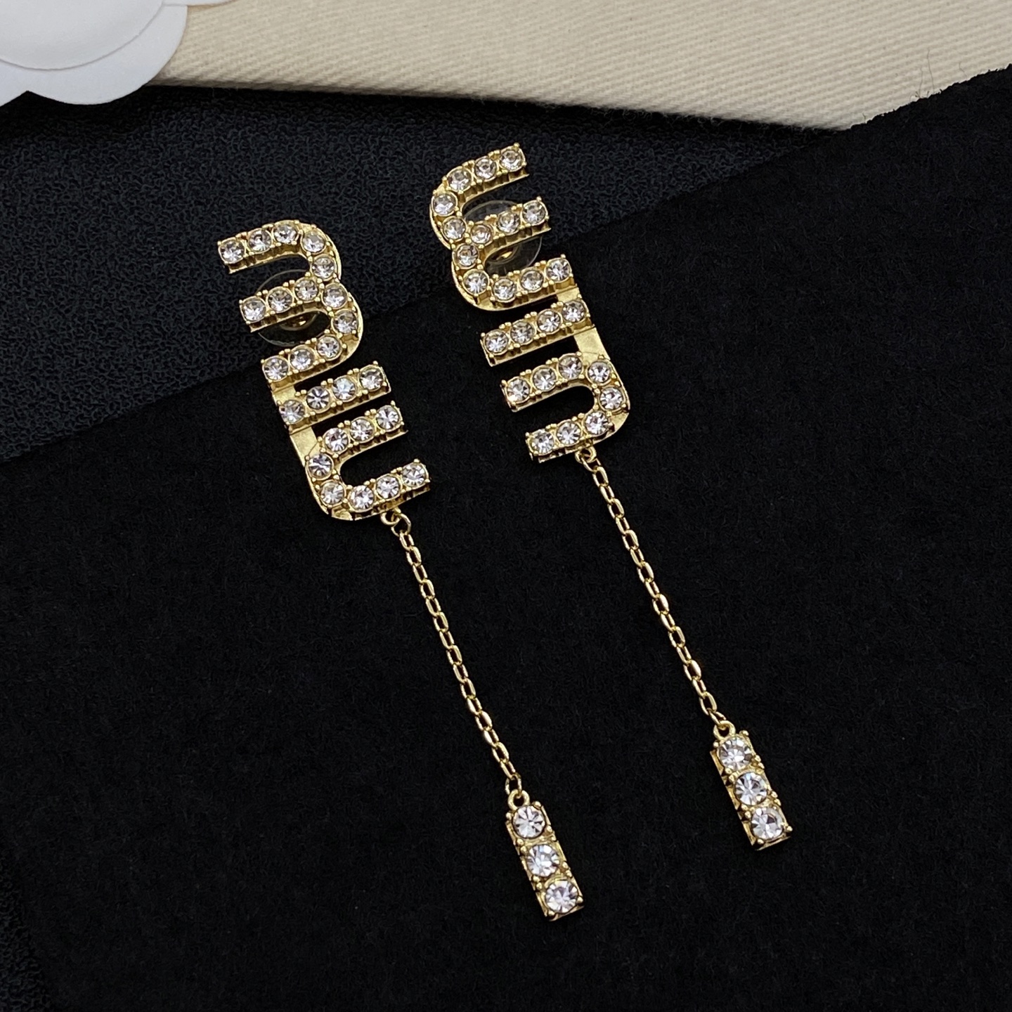 [TOP] Miu Miu Earrings - 2 Color - 711 Luxury