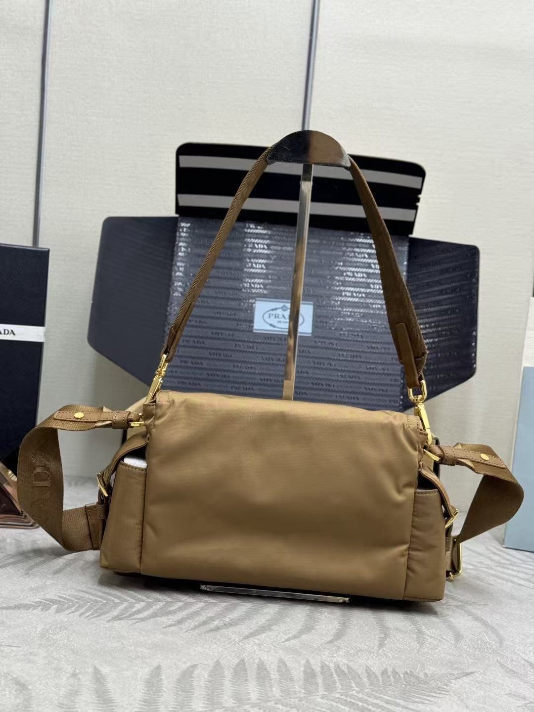 [TOP] PRADA  Nylon Bag  30x14x10cm - Brown - 711 Luxury