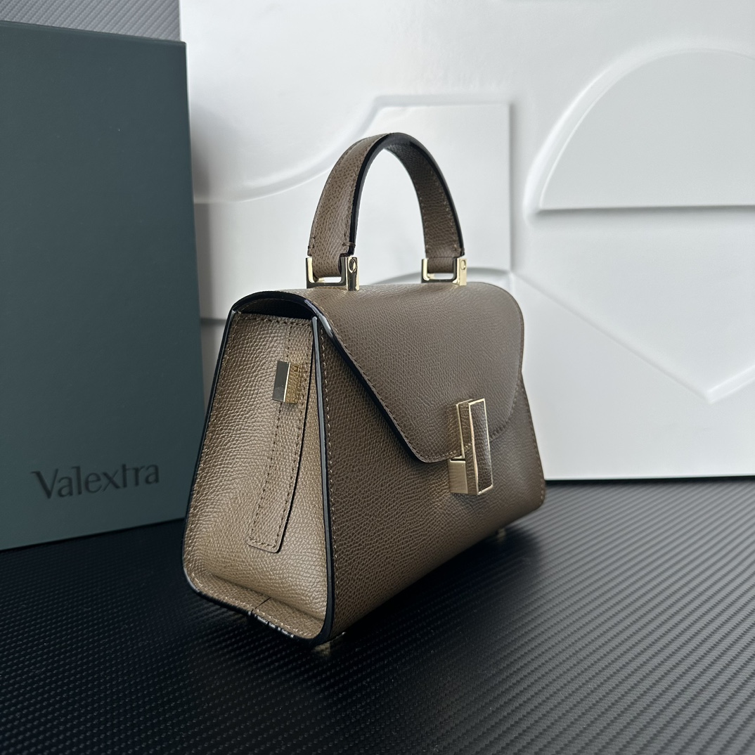 [TOP] VALEXTRA lside Bag 19.5x14x9.5cm - Brown - 711 Luxury