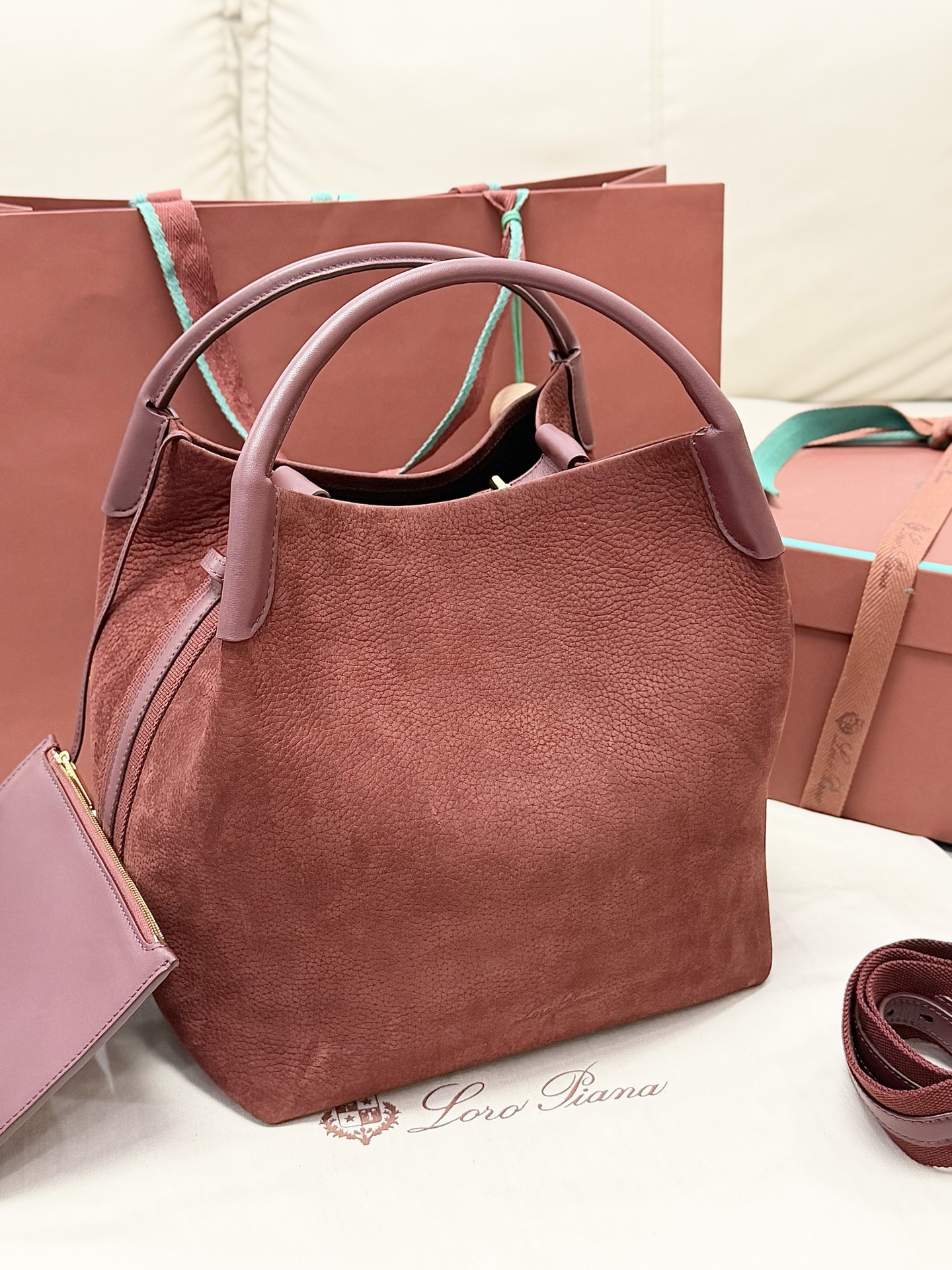 [TOP] Loro Piana  Bucket Bag 28-36-22 cm - Deep Red - 711 Luxury