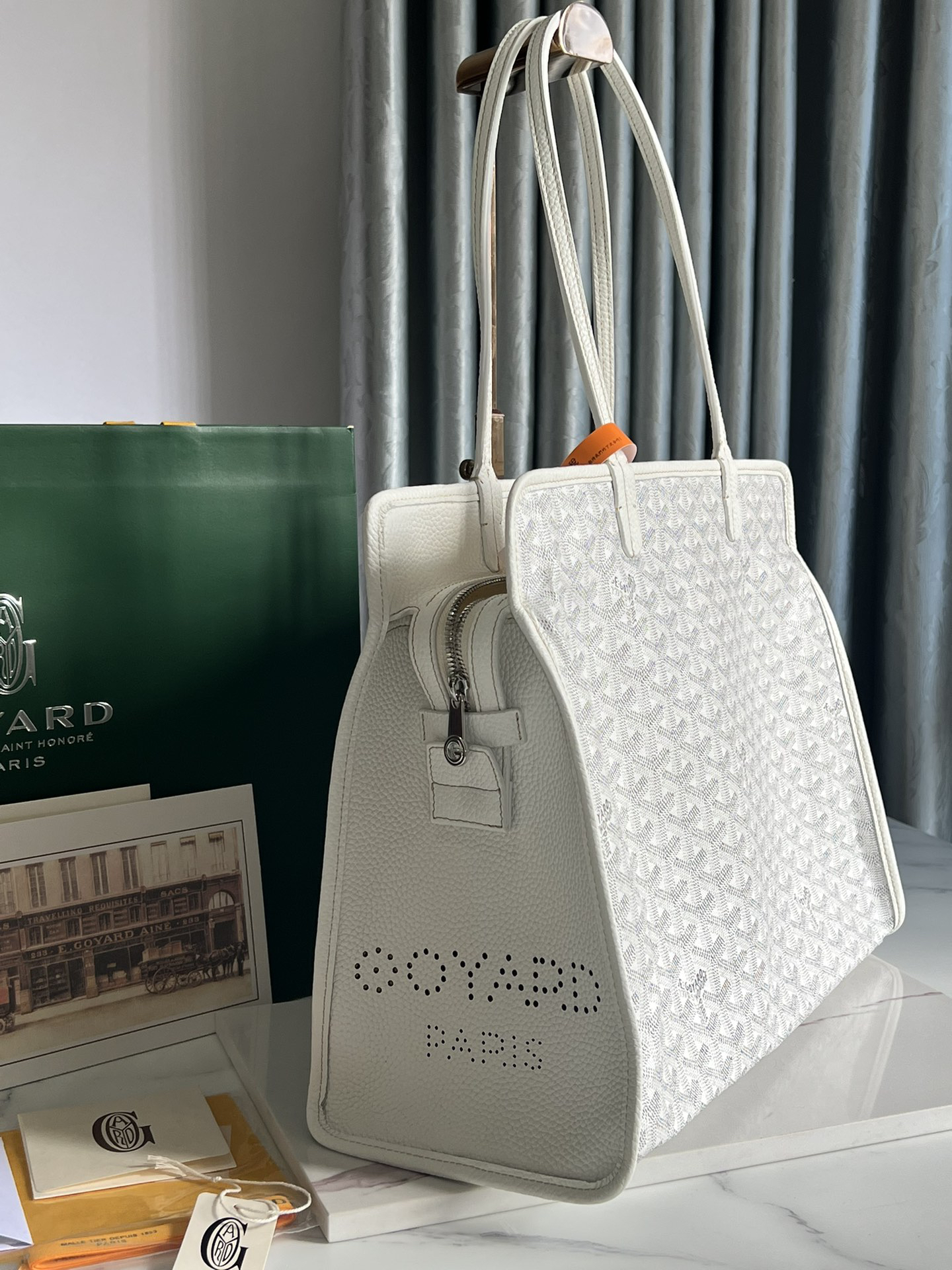[TOP] Goyard Hardy Bag 40*17*31cm  - White - 711 Luxury