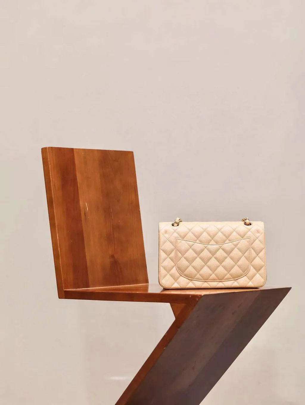 [TOP] CHANEL Classic Flap Bag 23cm - Apricot & GHW