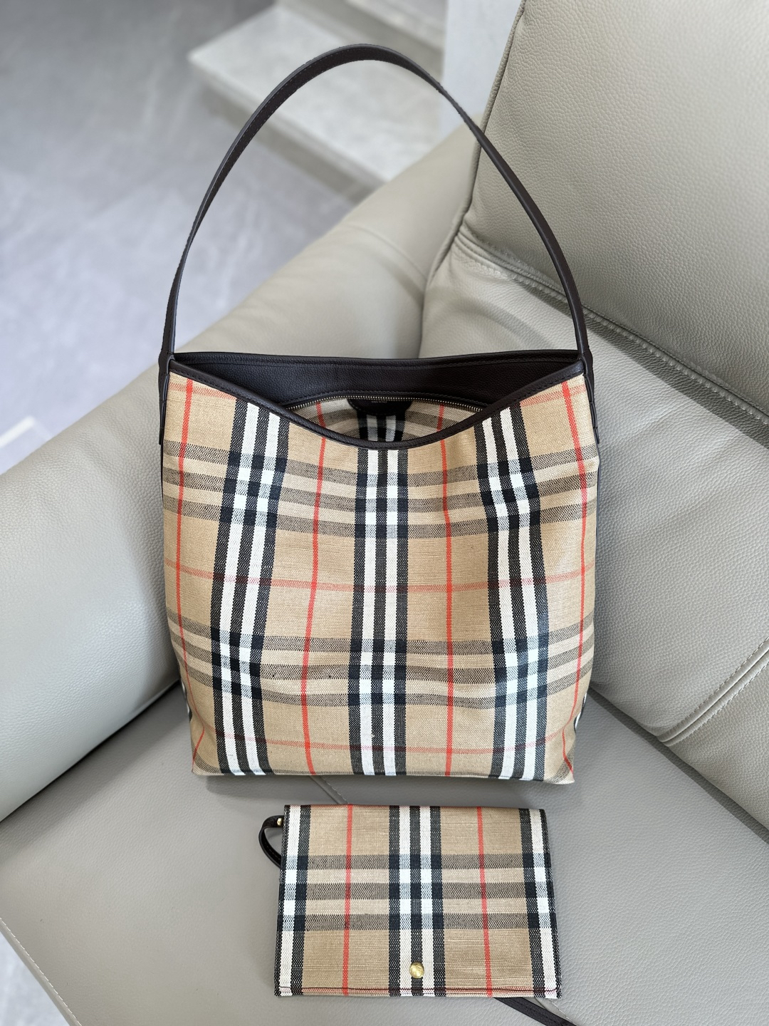 [TOP] BURBERRY Tote Bag 35.5x15x38cm - Khaki - 711 Luxury