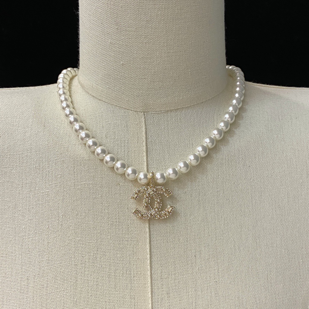 [TOP] CHANEL Necklace - Gold - 711 Luxury