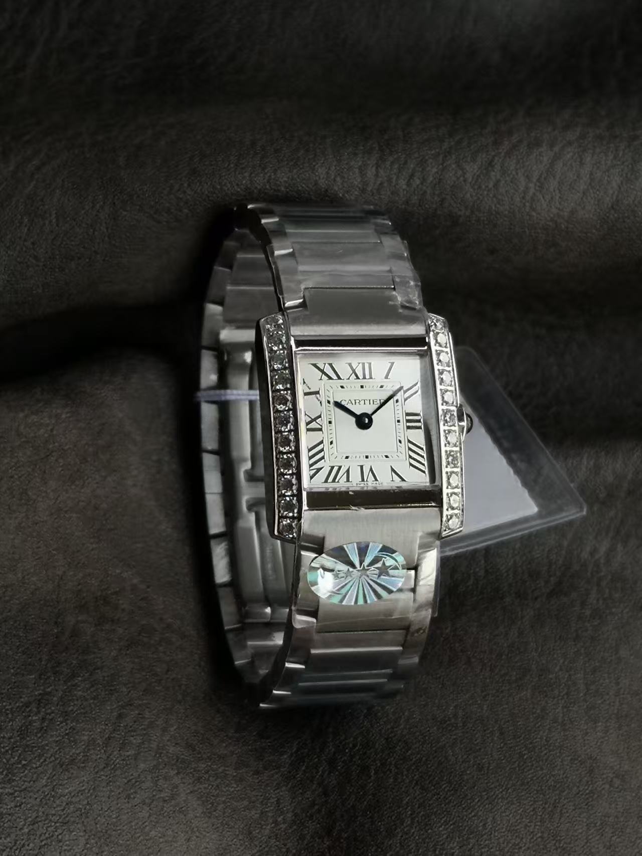 [TOP] Cartier Tank Must Watch - Sliver - 711 Luxury