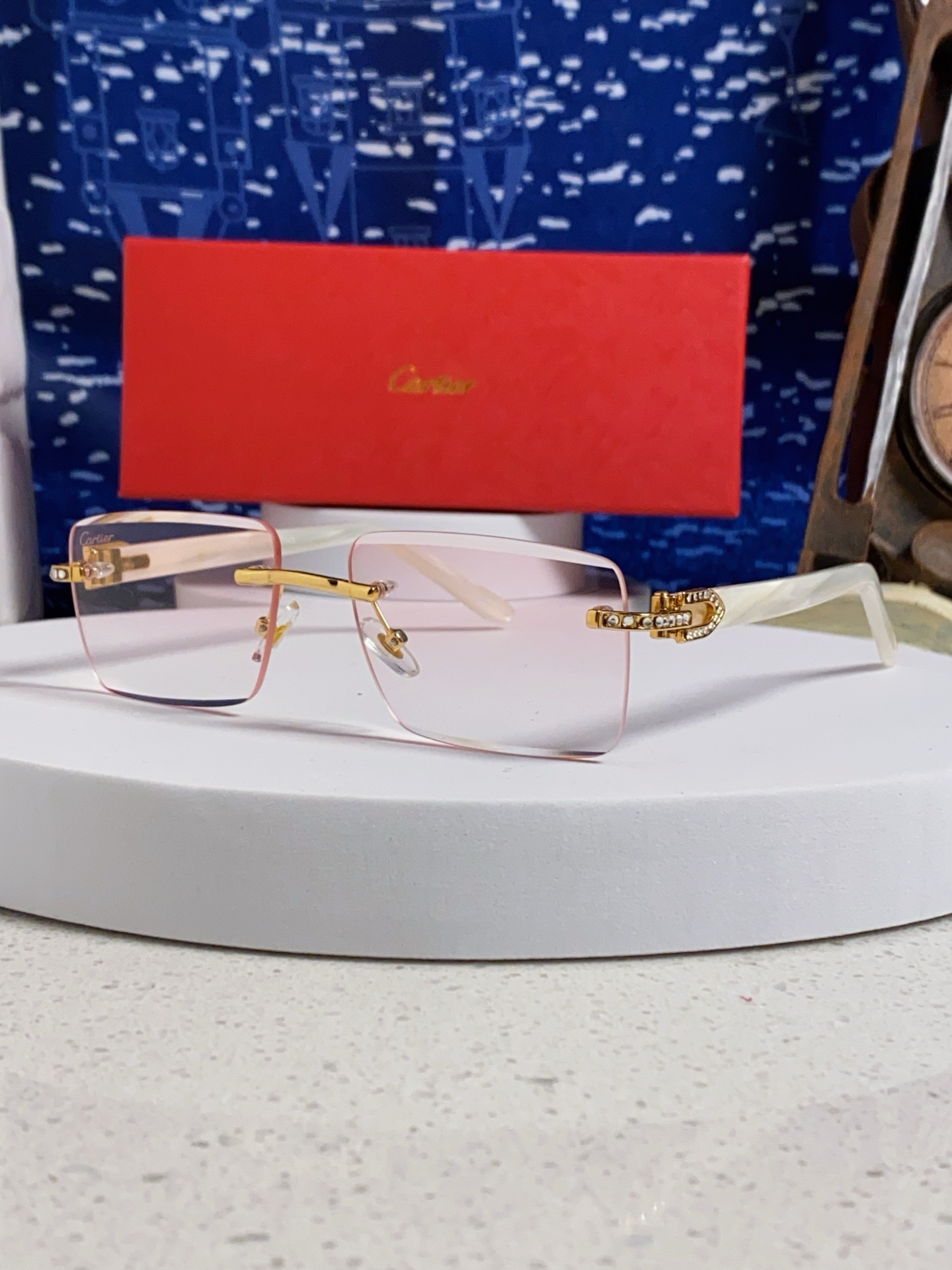 [TOP] Cartier Sunglasses - Gold - 711 Luxury