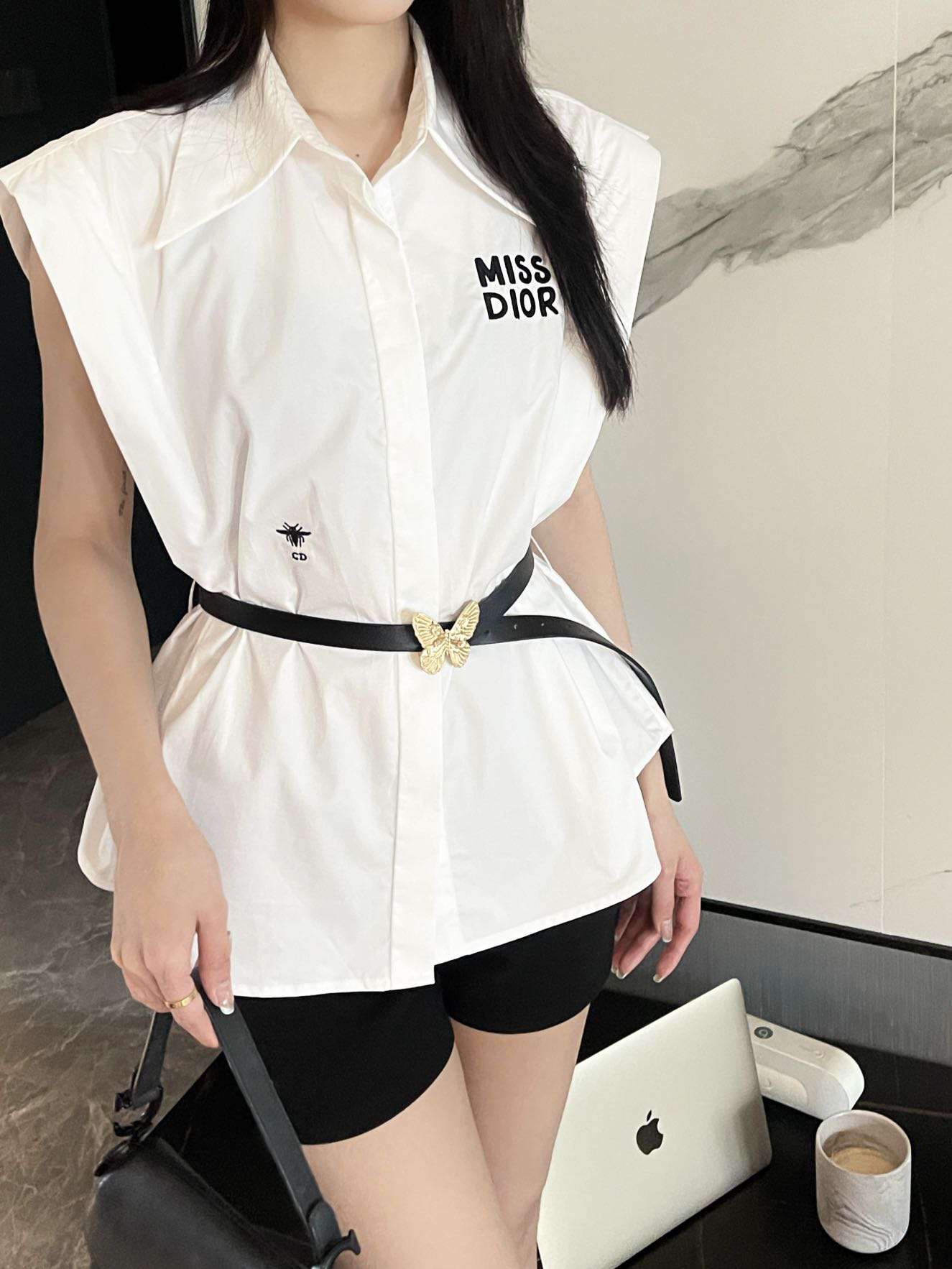 [TOP] Christian Dior Short-Sleeve Shirt with Embroidered Bee - White