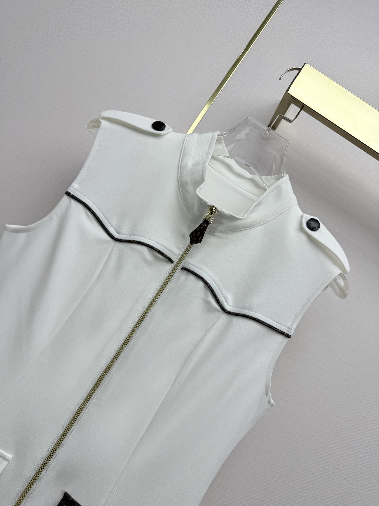 [TOP] Louis Vuitton LV Sleeveless Dress - White